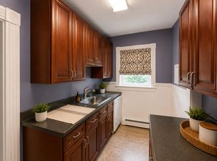 646 Maple St #1, Manchester, NH 03104