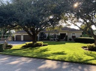 5821 SW 199th Ave, Fort Lauderdale, FL 33332