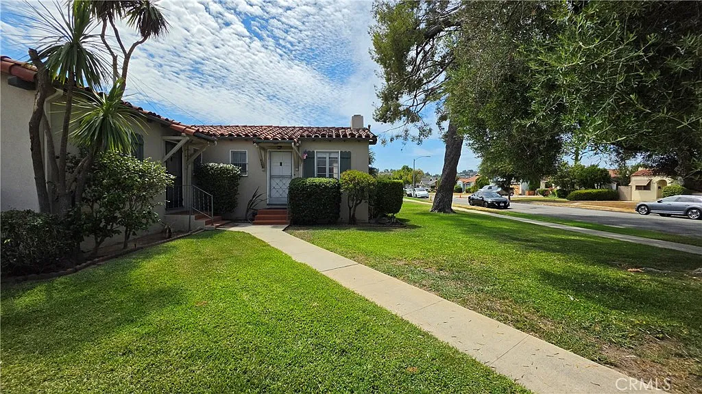 1 bed, 600 sqft, $1,950 — Photo 3