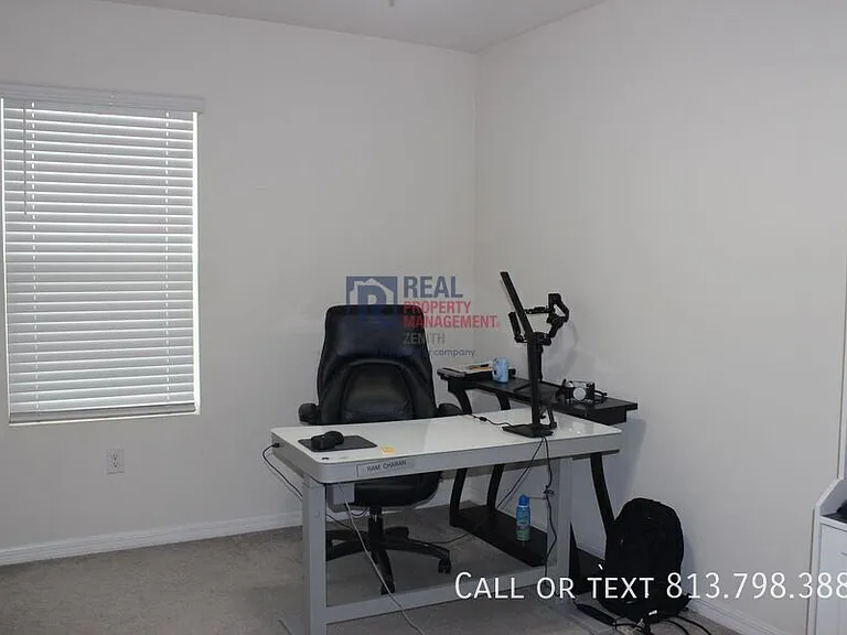3199 Suncoast Plains Dr — Photo 22