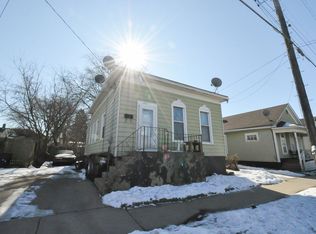 1211 9th St, Racine, WI 53403