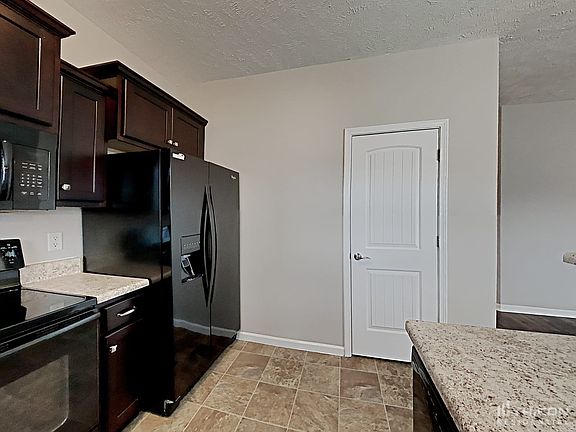 5th image of 1749 Sunray Dr