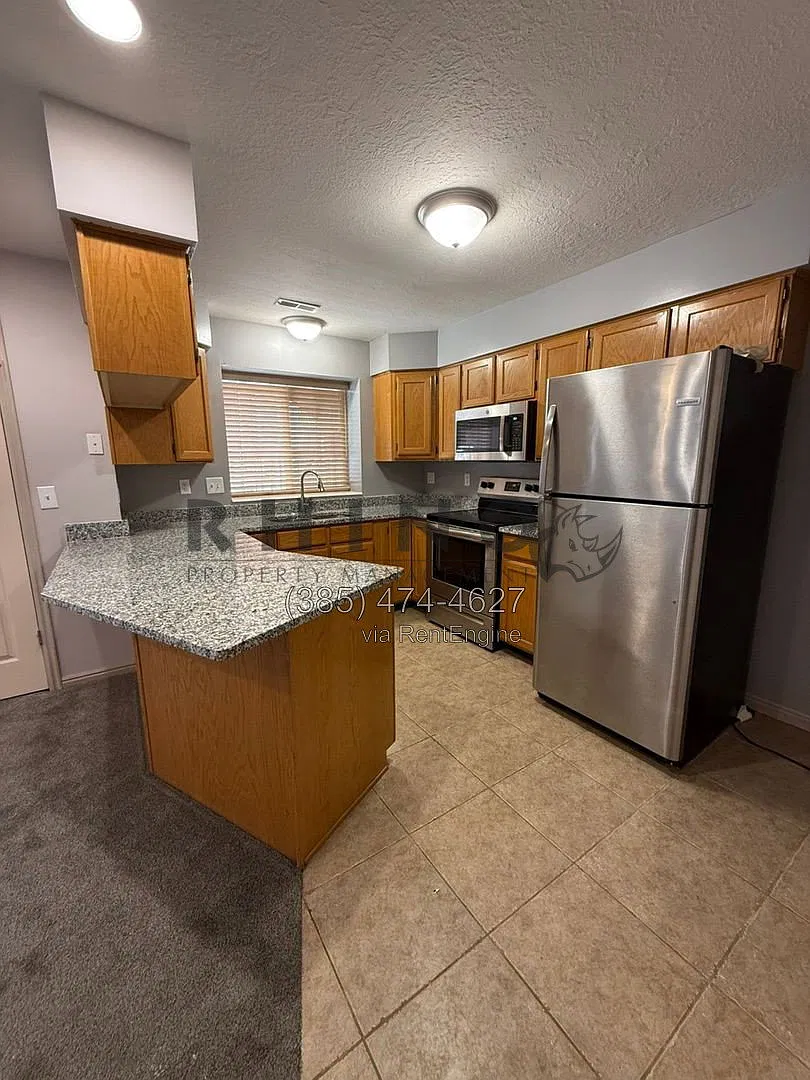 2 bed, 1.0 bath, 1050 sqft, $1,175 — Photo 3