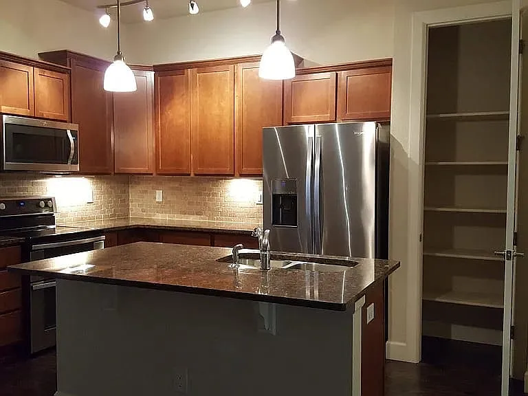 301 Inverness Way S — Photo 30