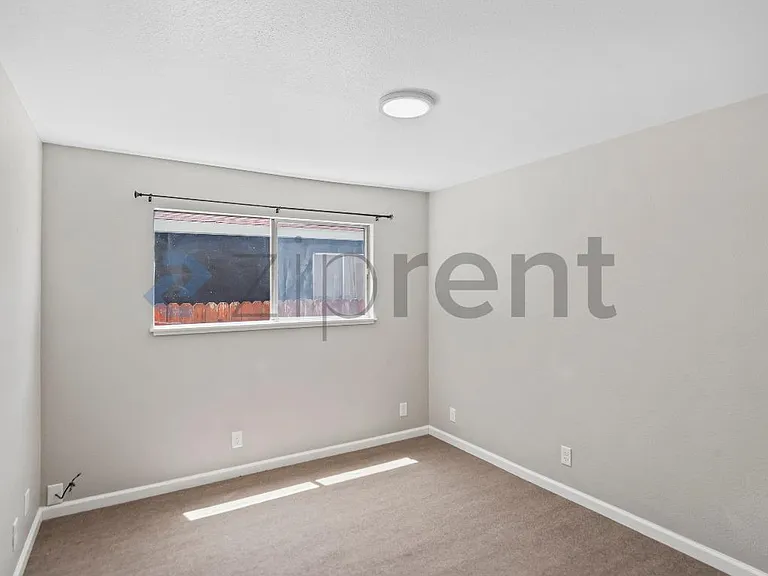 2650 109th Ave #1 — Photo 23