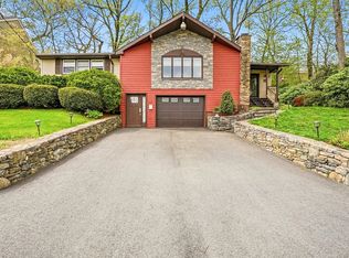 460 Lake Ave, Worcester, MA 01604