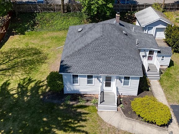2nd image of 32 Plainfield Ave