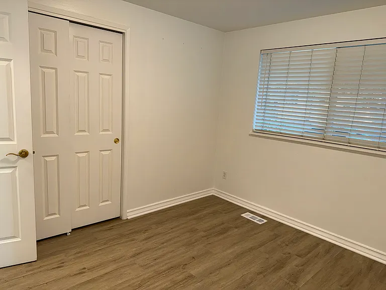 8554 NE 137th Pl — Photo 16