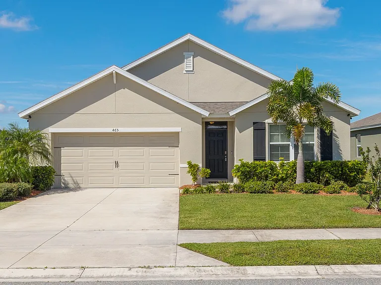 465 Sorrento Dr — Photo 5