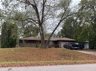 619 Windfield Ln, Machesney Park, IL 61115