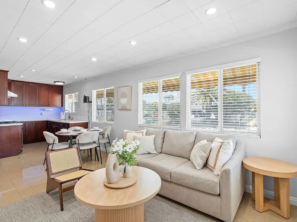 17061 Pacific Coast Hwy, Huntington Beach, CA 92649