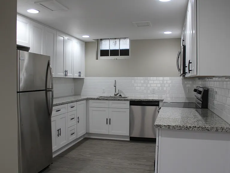 The White Apartments - Portland Oregon