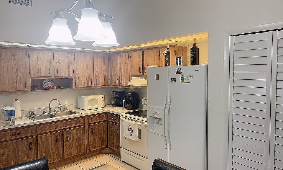1st image of 3138 Yorych Ln