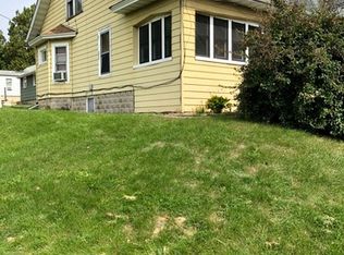 1429 E Cass St, Joliet, IL 60432