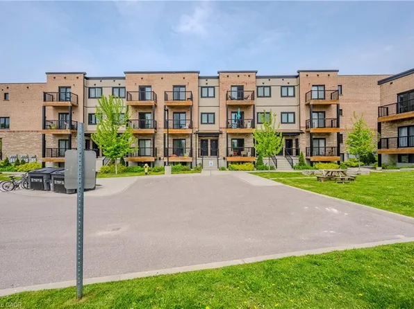 164 Heiman St #5C, Kitchener, ON N2M 0B8