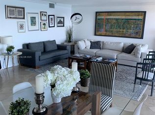 881 Ocean Dr APT 15B, Key Biscayne, FL 33149
