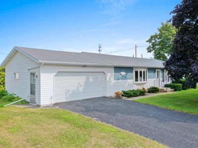 24 S Baraboo Ave, Sturgeon Bay, WI, 54235