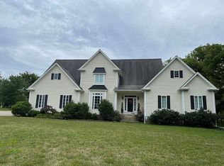 3135 Kountry Spring Ln, Hopkinsville, KY 42240