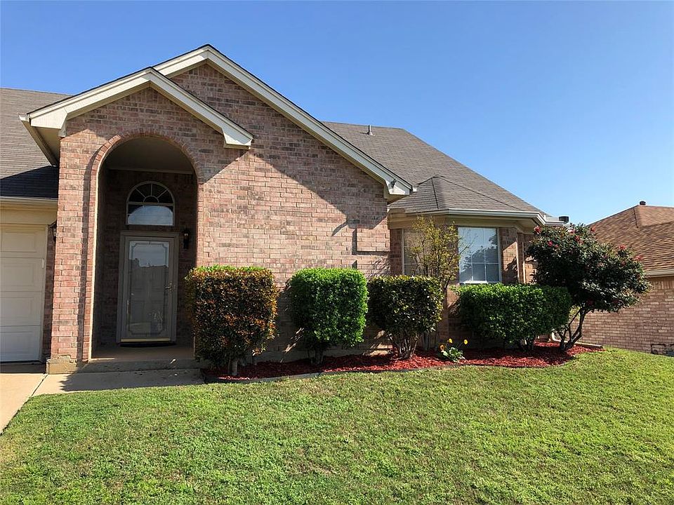 1st image of 4203 Bent Oaks Dr