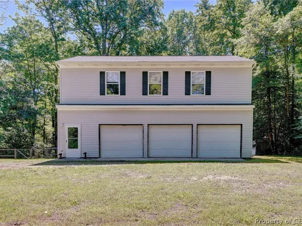 8269 Ark Rd, Gloucester, VA 23061