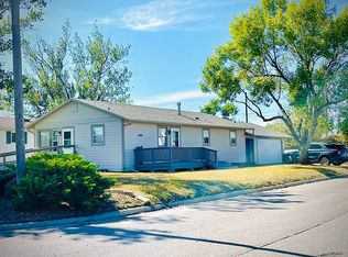 724 N Crook Ave, Hardin, MT 59034