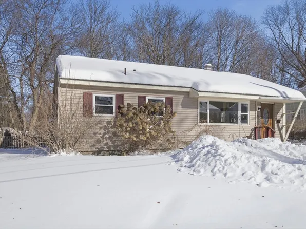 21 Austin Ave, Pittsfield, MA 01201