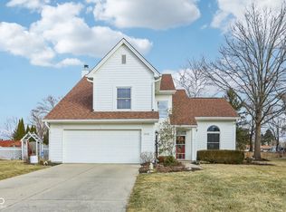 1542 Waterford Dr, Zionsville, IN 46077
