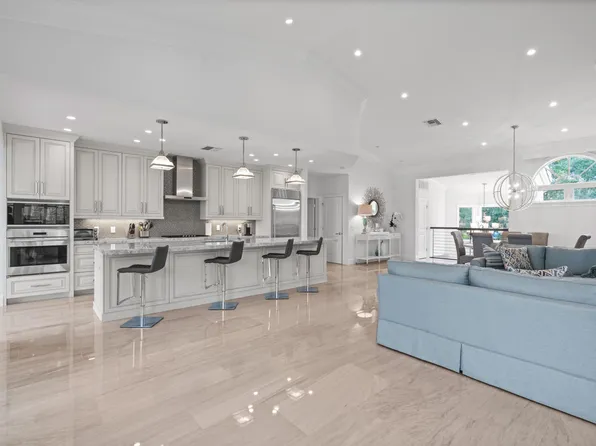 332 Spyglass Way, Jupiter, FL 33477