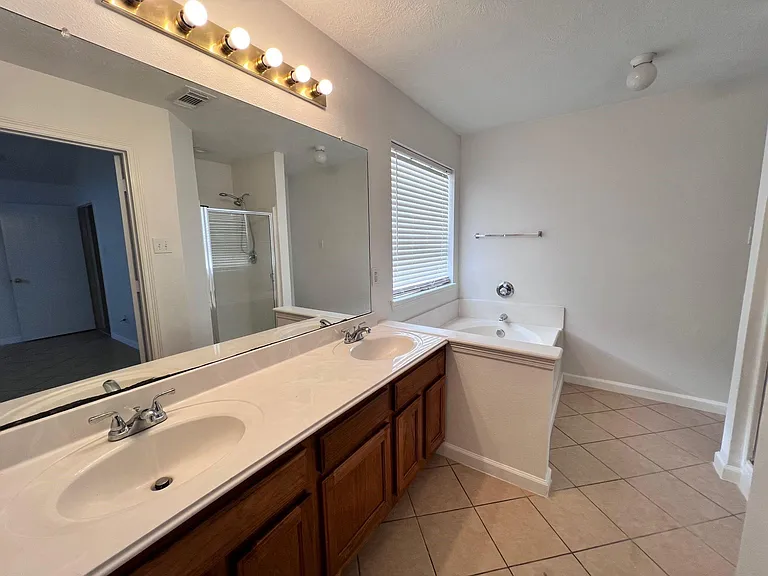 15322 Newly Dr — Photo 10