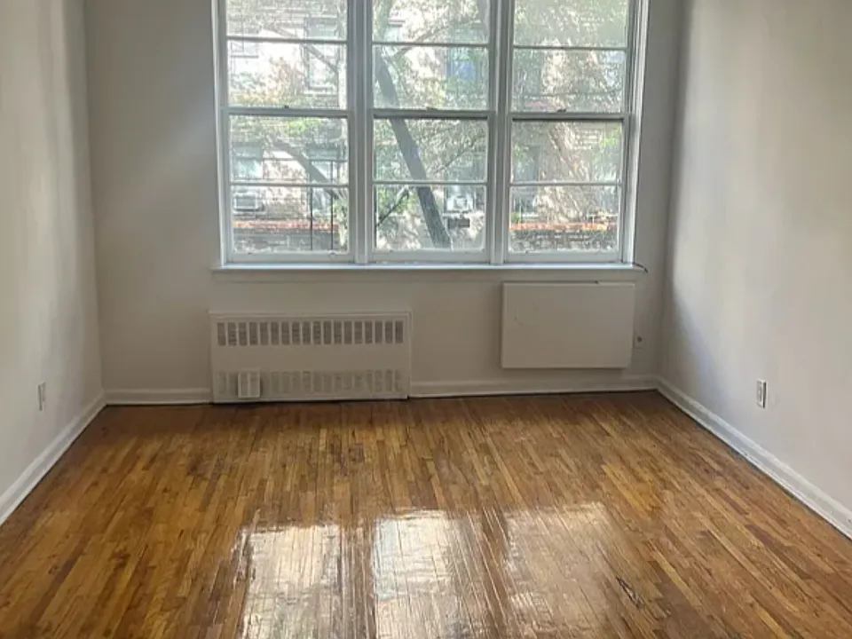 328 E 90th St #2D