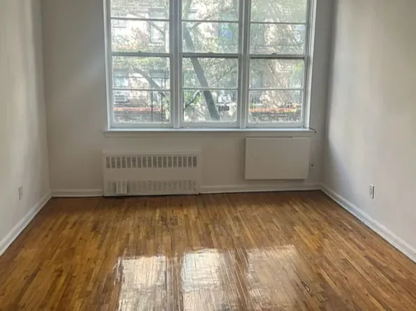 328 East 90th Street image 1 of 7