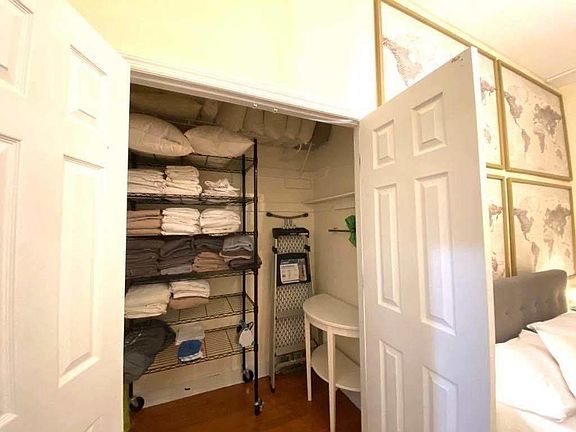 5th image of 504 W 44th St #1WW