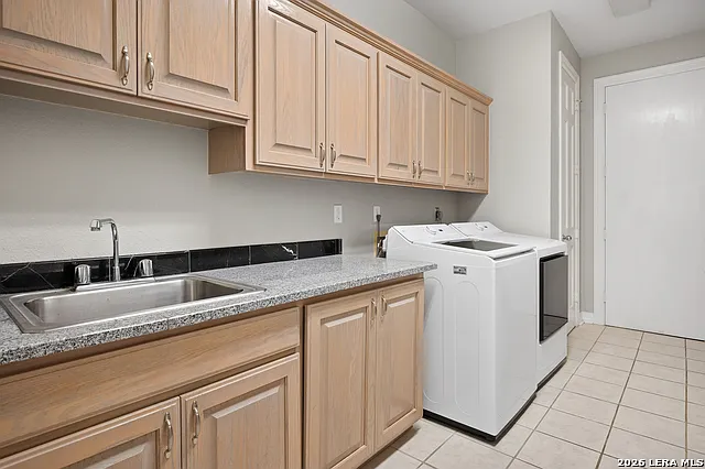109 Trailcrest St — Photo 43