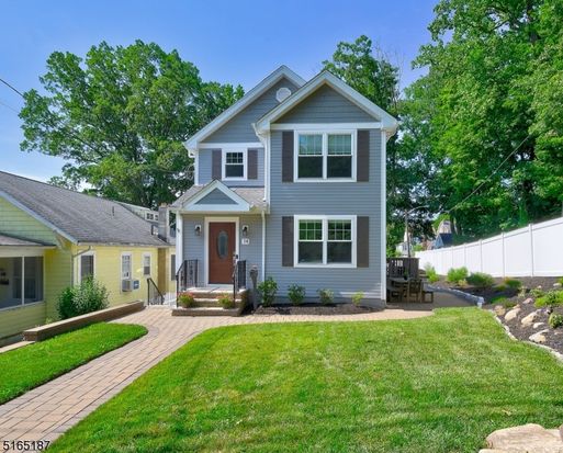 14 Amos St, West Orange, NJ 07052