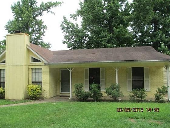 1st image of 3714 Pine Dr