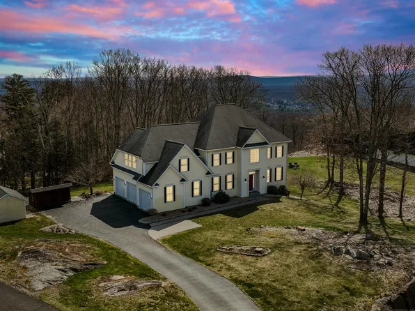 30 Angelas Way, Burlington, CT 06013