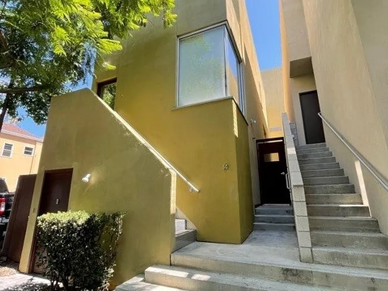 1601 Kettner Blvd #30 — Photo 15