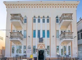 918 Ocean Dr APT 302, Miami Beach, FL 33139