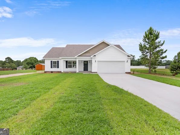 119 Sandalwood Cir, Statesboro, GA 30458