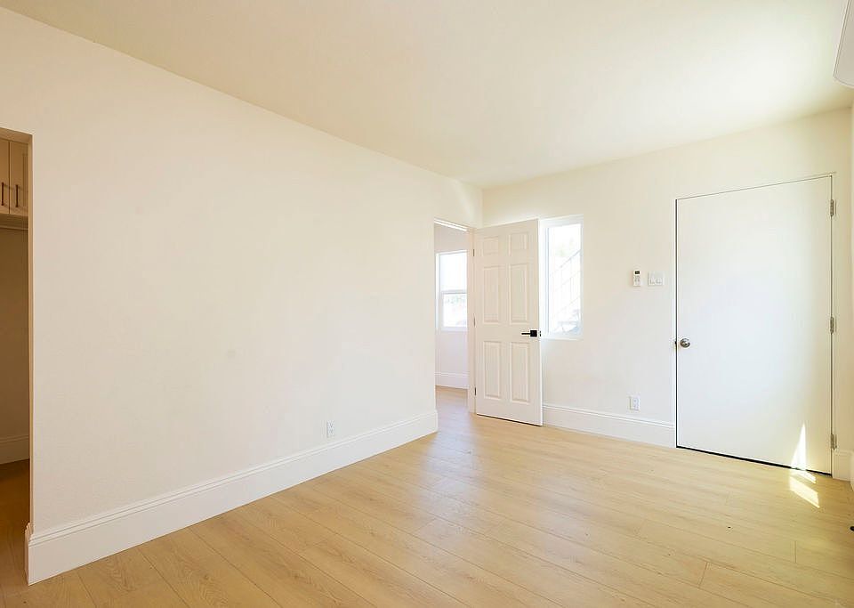 1st image of 914 E Martin Luther King Jr Blvd #914.5