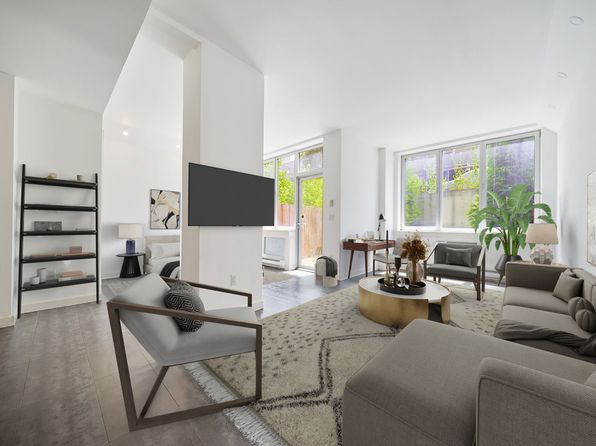 222 E 111th St APT 1B