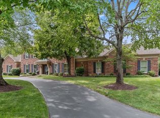 939 Arlington Oaks Ter, Chesterfield, MO