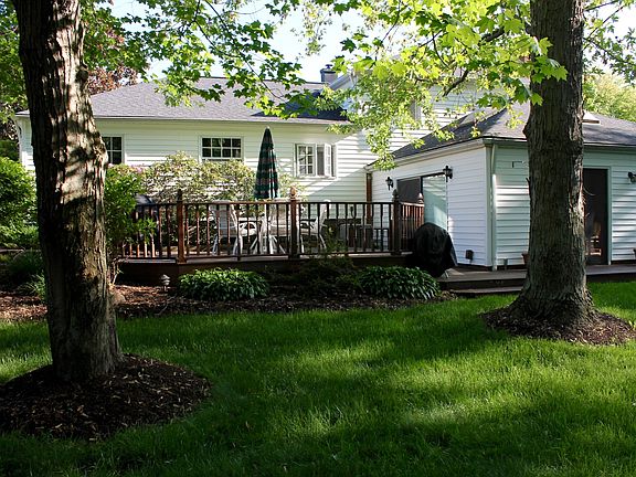 3rd image of 134 Devorah Dr