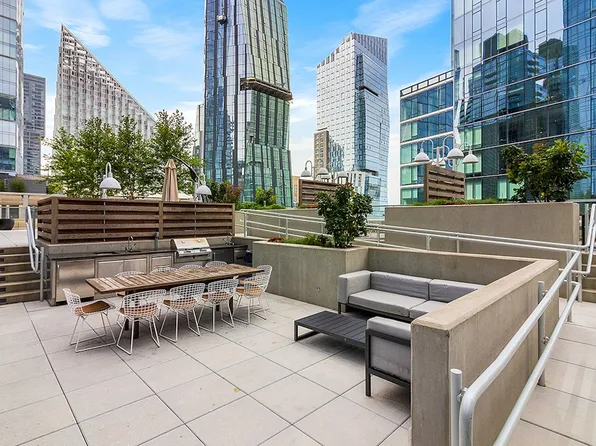 21 West End Avenue image 11 of 40