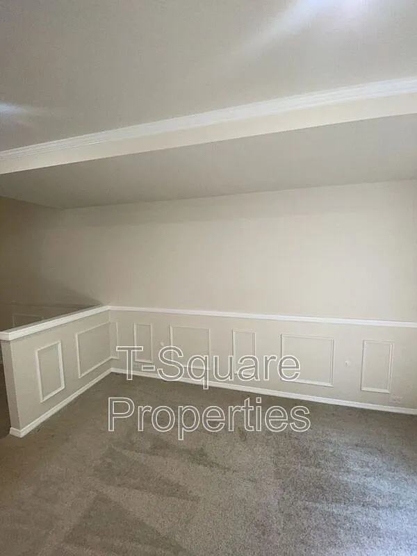 4 bed, 3.5 bath, 3480 sqft, $4,500 — Photo 4