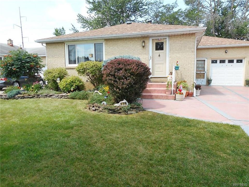 1st image of 170 Lou Ann Dr