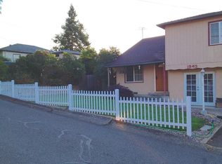 1543 NW Fairmount St, Roseburg, OR 97470