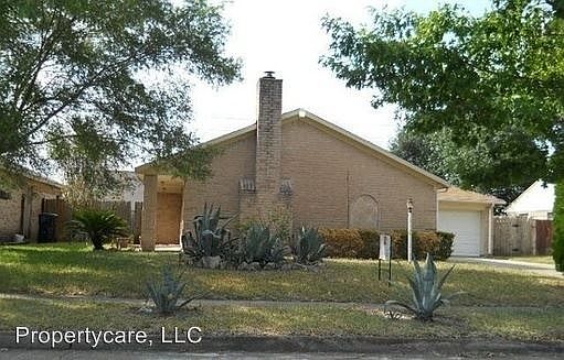 1st image of 1403 Whispering Pines Dr
