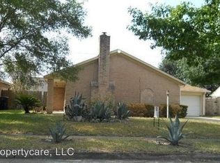 1403 Whispering Pines Dr, Houston, TX 77055