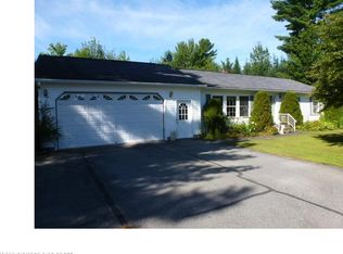 97 10th Rd, Bradley, ME 04411